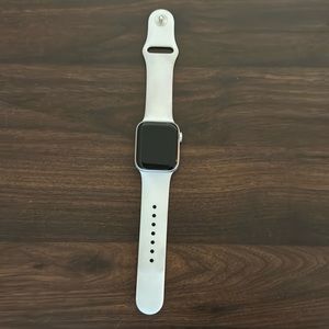 **Black Friday Deal** Apple Watch 6